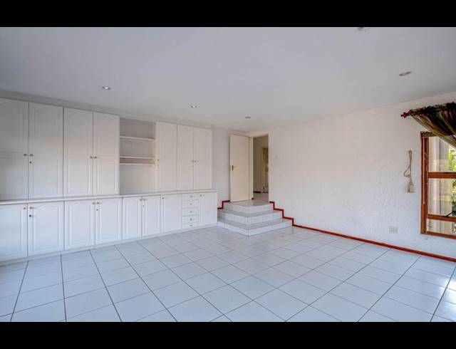 4 BEDROOM DUPLEX FOR SALE IN BRUMA